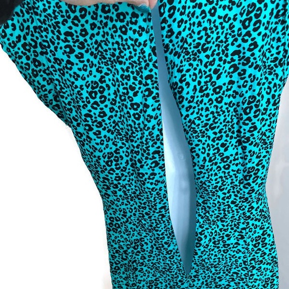 Francesca’s NWOT midi dress - Picture 5 of 6